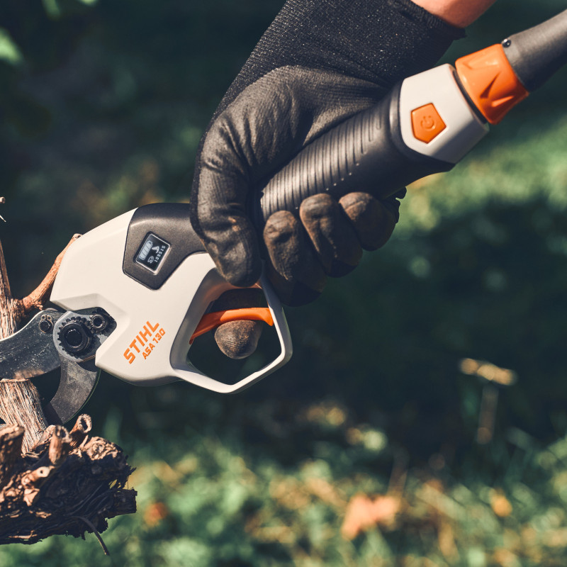 Akumulátorové nožnice STIHL ASA 130 