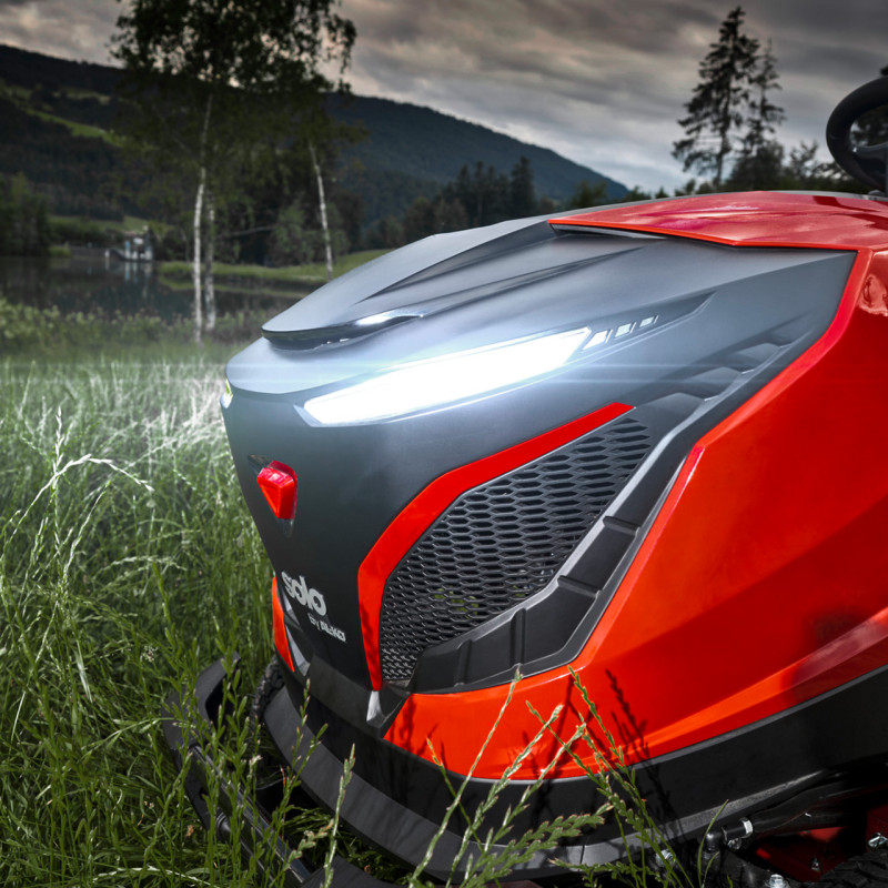 Záhradný traktor SOLO by AL-KO T 22-105.4 HDD-A V2 Premium