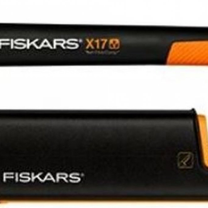 Set Fiskars sekera X17 + ostrič 