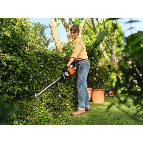 Akumulátorové nožnice STIHL HSA 60, SET S 1X AK 10 + AL 101