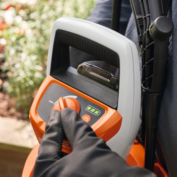 Akumulátorový tlakový postrekovač STIHL SGA 30 stroj