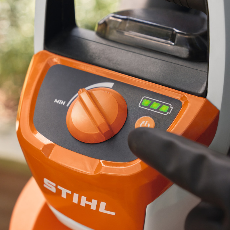 Akumulátorový tlakový postrekovač STIHL SGA 30 stroj