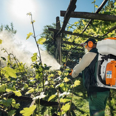 Motorový rosiš STIHL SR 450 Motorový rosiš STIHL SR 450