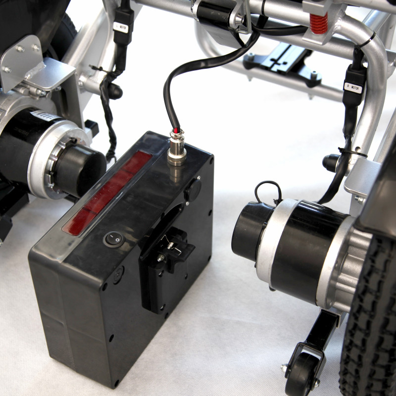 SELVO i4500 elektrický invalidný vozík skladací