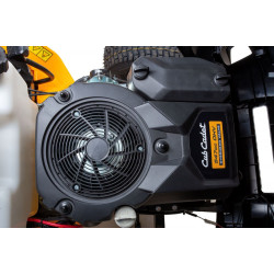 Záhradný traktor CubCadet LT2 R92